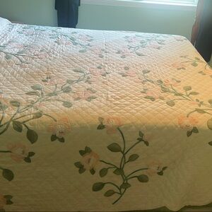 Oversized Queen Handmade Pink Green Appliqued Flower Rose Cottage Quilt